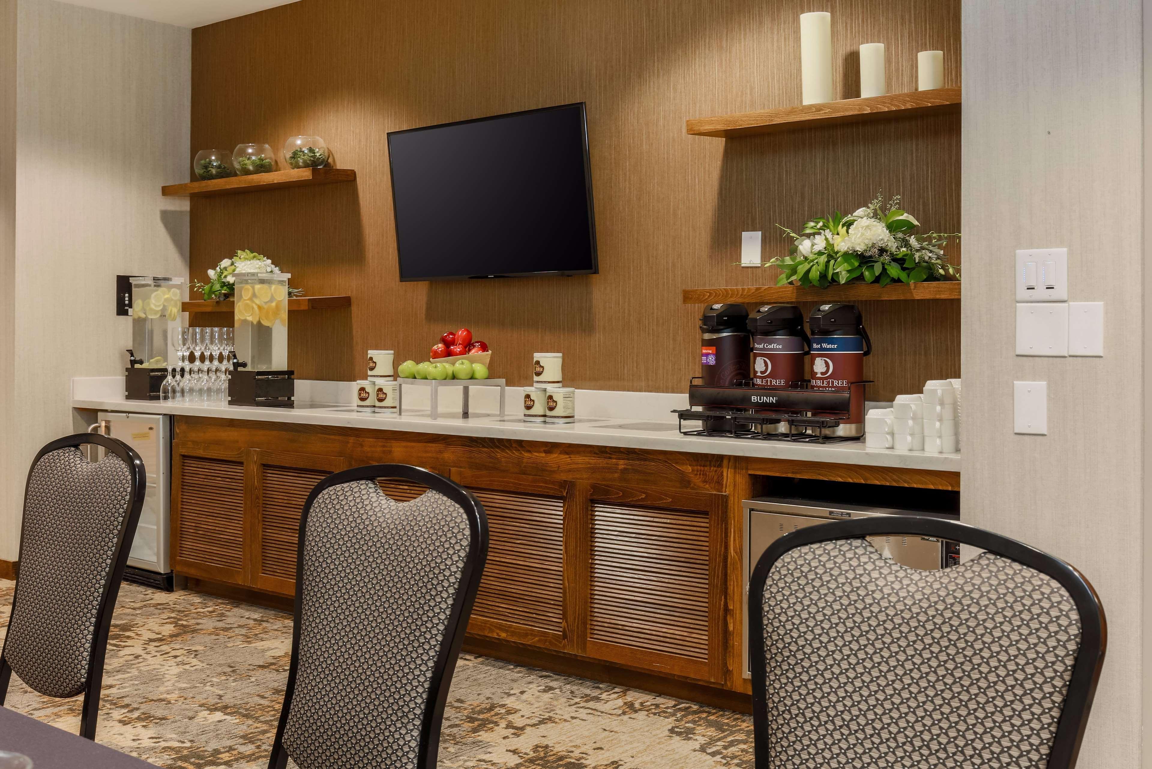 Doubletree Suites By Hilton Hotel Sacramento - רנצ'ו קורדובה מראה חיצוני תמונה
