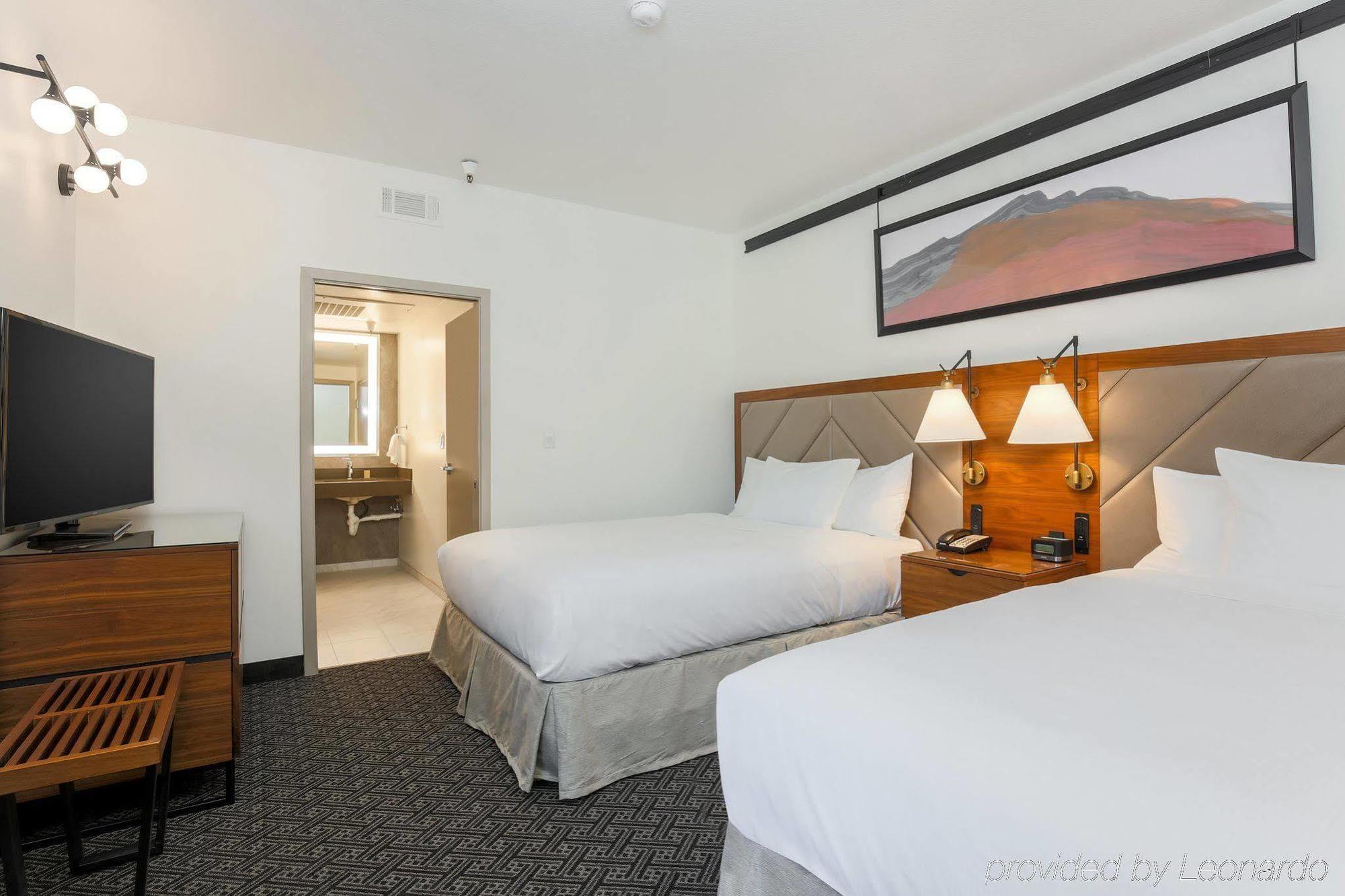 Doubletree Suites By Hilton Hotel Sacramento - רנצ'ו קורדובה מראה חיצוני תמונה
